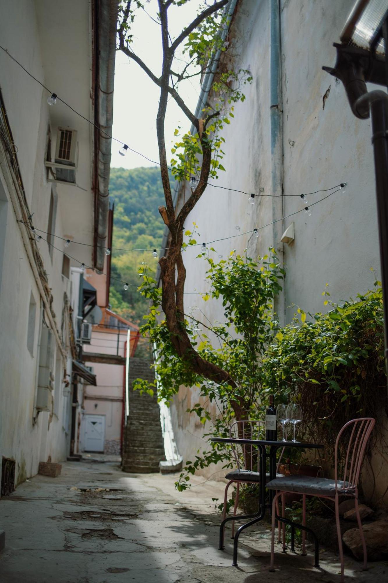 3 Min To Everything-Stylish-Modern-Old Fortress Brasov Ngoại thất bức ảnh