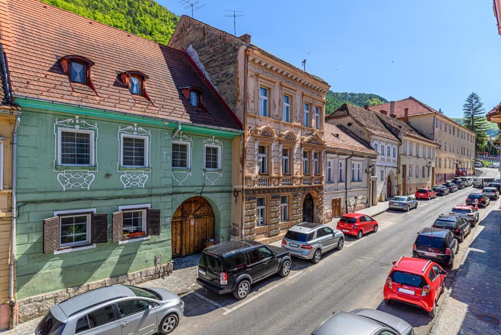 3 Min To Everything-Stylish-Modern-Old Fortress Brasov Ngoại thất bức ảnh